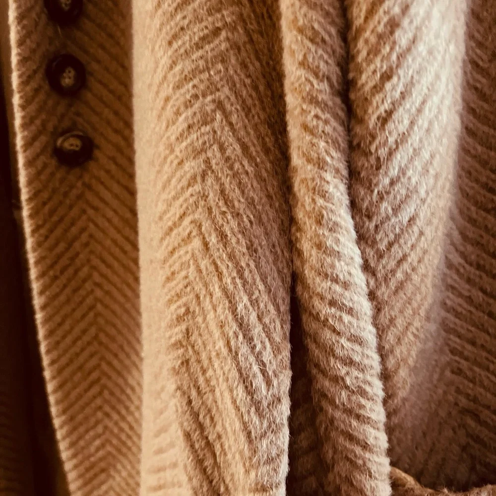 Harve Benard Tan Alpaca Wool and Alpaca Coat Authentic vintage - Picture 6 of 11